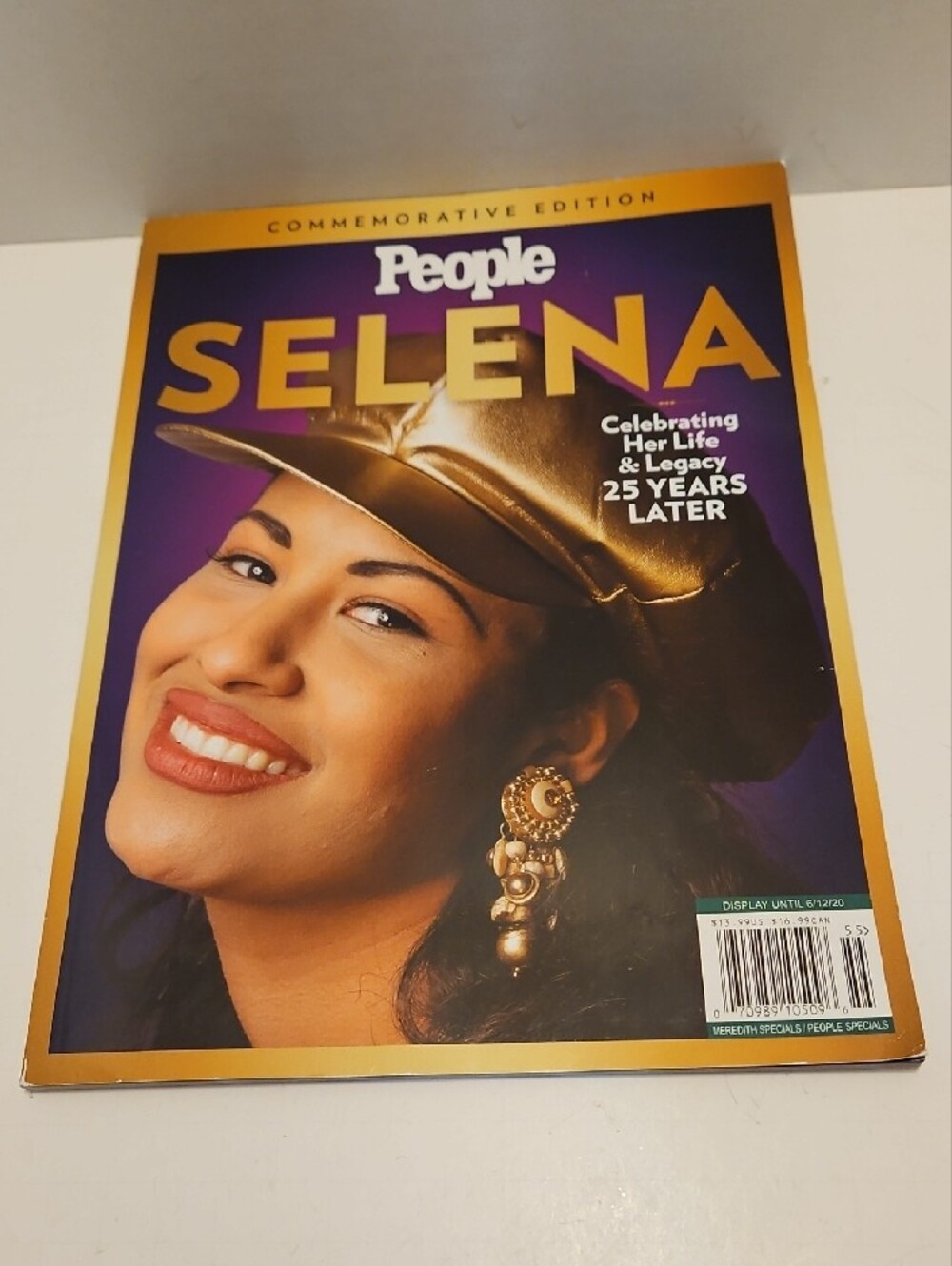People Magazine Commemorative Edition SELENA